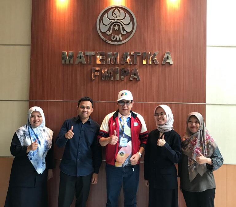 Kegiatan Diskusi bersama Co-Teacher dalam Mata Kuliah Pengendalian Kualitas StatistikaDepartemen Matematika UM
